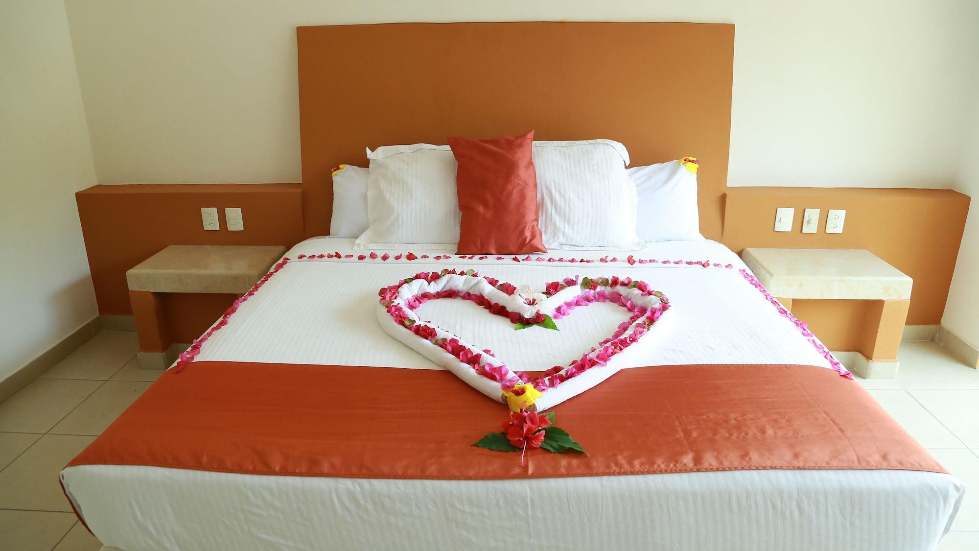 Hotel Ixzi Plus اكستابا المظهر الخارجي الصورة