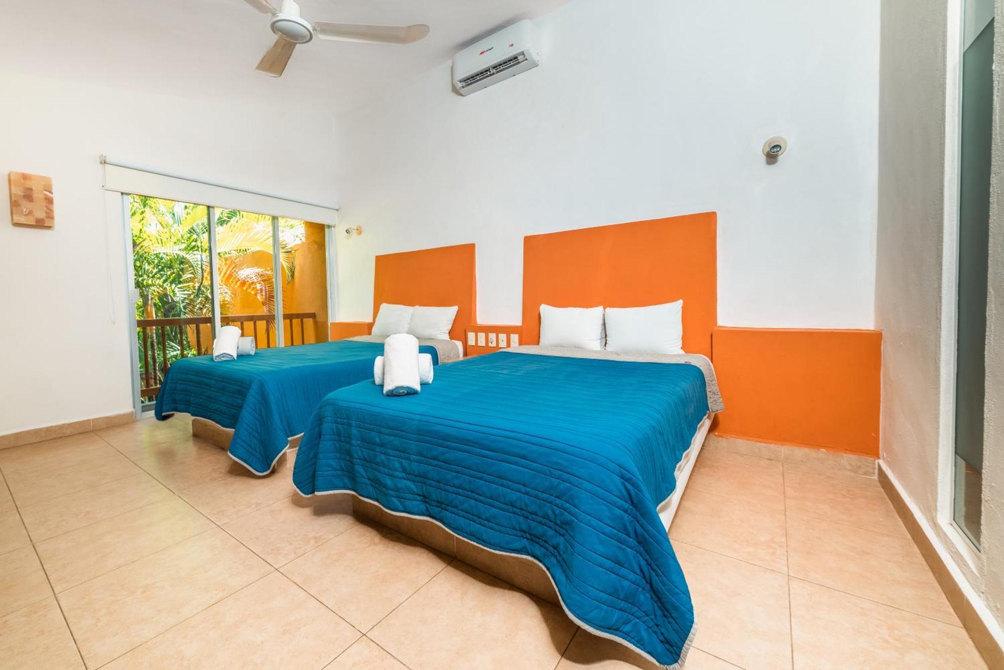 Hotel Ixzi Plus اكستابا المظهر الخارجي الصورة