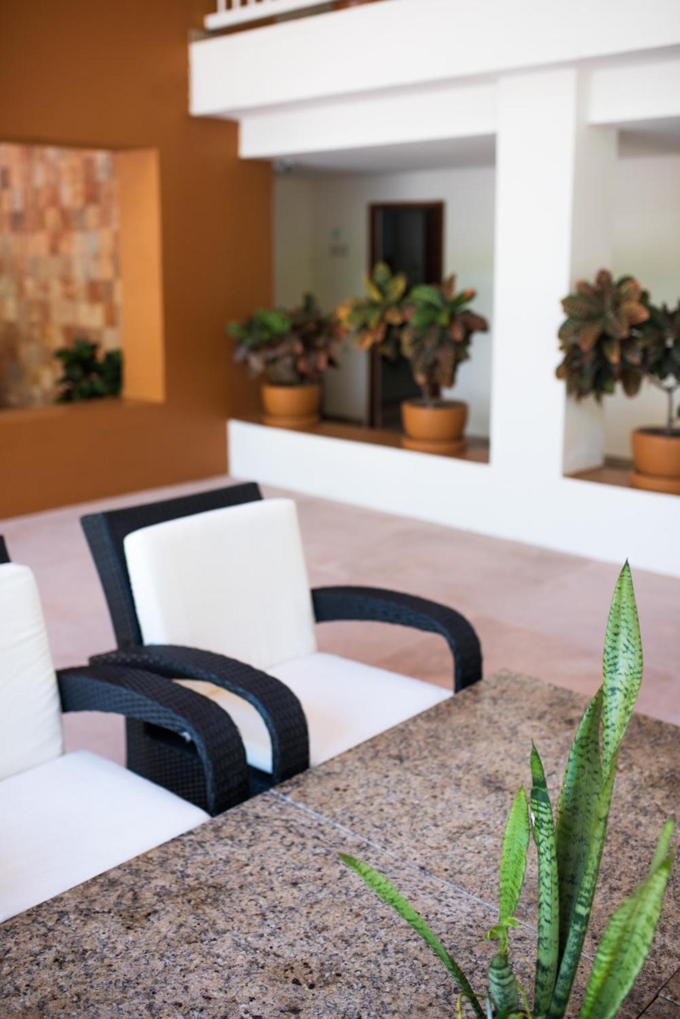 Hotel Ixzi Plus اكستابا المظهر الخارجي الصورة