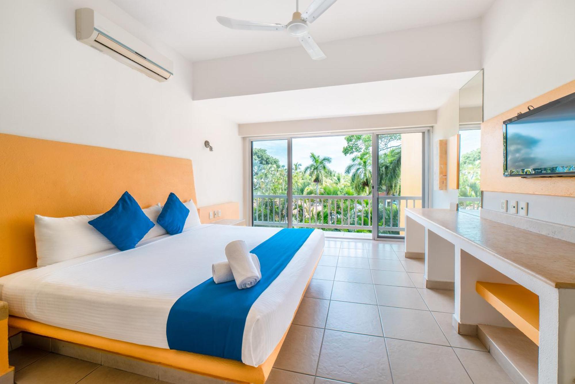 Hotel Ixzi Plus اكستابا المظهر الخارجي الصورة
